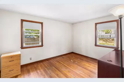 148 Hadley St, Springfield, MA 01118 - Photo 14