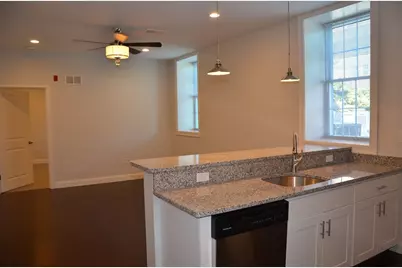 6 Admiral's Way #1, Chelsea, MA 02150 - Photo 2