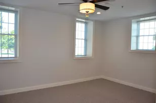6 Admirals Wy, Chelsea, MA 02150 - Photo 8