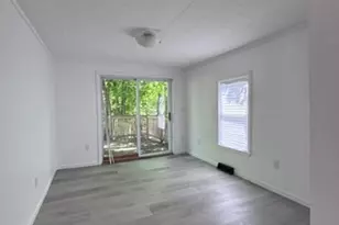 721 Blossom St, Fitchburg, MA 01420 - Photo 12