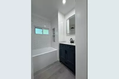 721 Blossom St, Fitchburg, MA 01420 - Photo 28