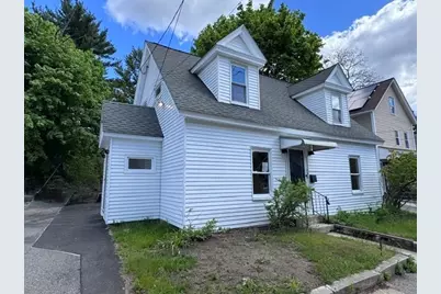 721 Blossom St, Fitchburg, MA 01420 - Photo 2
