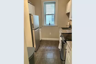 1677 Commonwealth Ave #8, Boston, MA 02135 - Photo 4