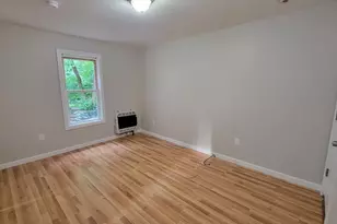 28 Prescott St, Leominster, MA 01453 - Photo 12