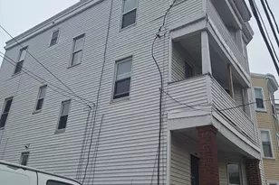241 Walnut St, Chelsea, MA 02150 - Photo 8