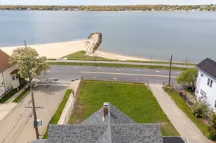 83 Dudley St, New Bedford, MA 02744 - Photo 38