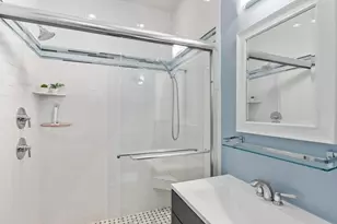 15 Howell St, Boston, MA 02125 - Photo 12