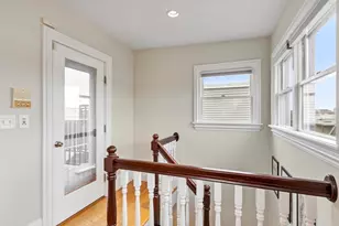 15 Howell St, Boston, MA 02125 - Photo 18