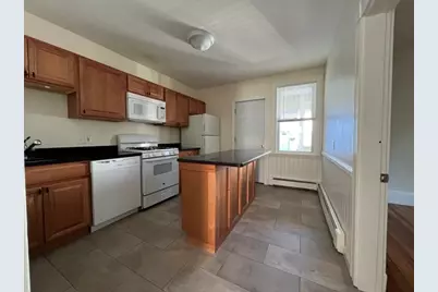 257 Beacon St #1, Somerville, MA 02143 - Photo 6