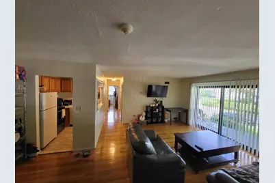 202 Central St #12, Stoneham, MA 02180 - Photo 4