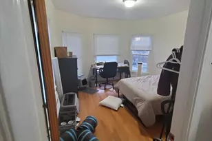 185 Beacon St, Somerville, MA 02143 - Photo 6