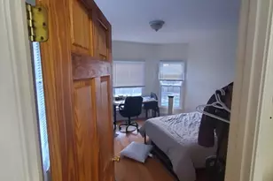 185 Beacon St, Somerville, MA 02143 - Photo 4