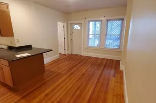 132 5 Oxford St, Cambridge, MA 02140 - Photo 2