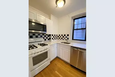122 Riverway #4, Boston, MA 02215 - Photo 6