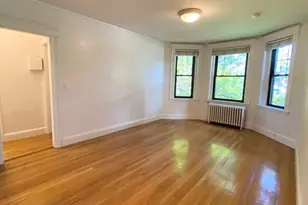 122 Riverway, Boston, MA 02215 - Photo 2