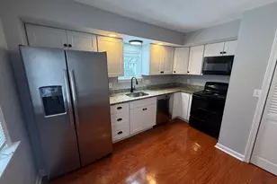 83 Taylor St, Waltham, MA 02453 - Photo 4