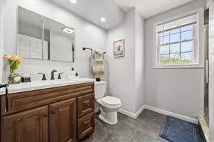 64 Railroad Ave, Taunton, MA 02780 - Photo 42
