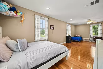 64 Railroad Avenue, Taunton, MA 02780 - Photo 32