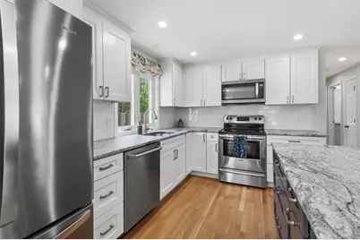 8 Ruth Ter, Falmouth, MA 02536 - Photo 14