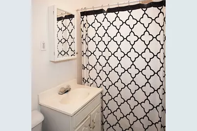 147 Columbia St #2L, Cambridge, MA 02139 - Photo 6