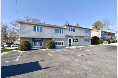 42 Harkness Ave #2L, East Longmeadow, MA 01028 - Photo 1