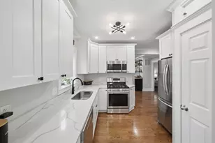 24 Prescott St, Boston, MA 02136 - Photo 10