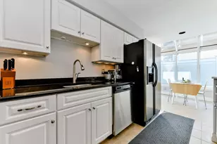 676 Huron Ave, Cambridge, MA 02138 - Photo 10
