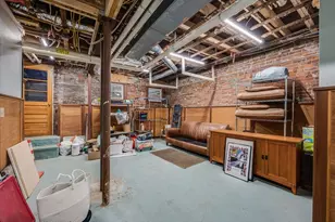 582 E 7th St, Boston, MA 02127 - Photo 36