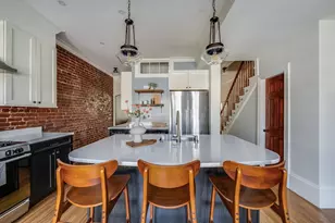 582 E 7th St, Boston, MA 02127 - Photo 8