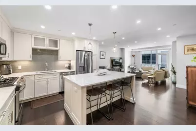 201 Elliott St #409, Beverly, MA 01915 - Photo 4