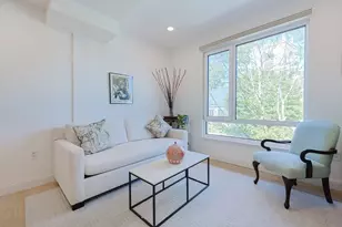 368 Pleasant St, Malden, MA 02148 - Photo 12