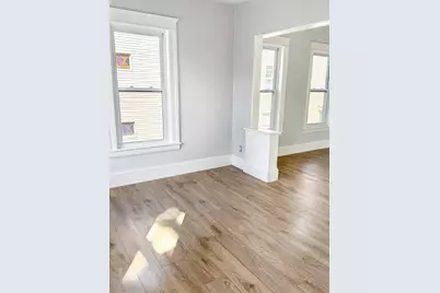 143 Dorcester, Worcester, MA 01604 - Photo 6