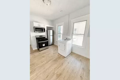143 Dorcester, Worcester, MA 01604 - Photo 12