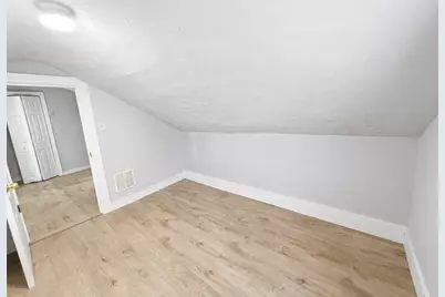 9 Winthrop, Worcester, MA 01604 - Photo 12