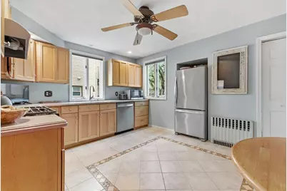 37 Lewis St, Everett, MA 02149 - Photo 10