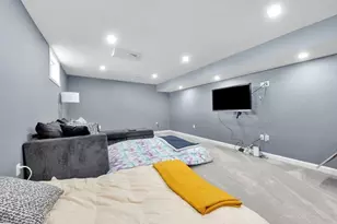 122 Milton St, Dedham, MA 02026 - Photo 12