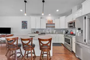 122 Milton St, Dedham, MA 02026 - Photo 4