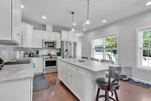 122 Milton St, Dedham, MA 02026 - Photo 2
