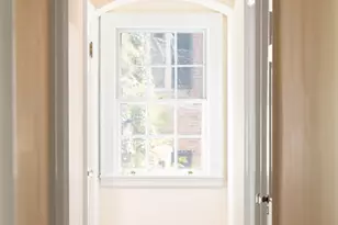 401 Heath St, Brookline, MA 02467 - Photo 18