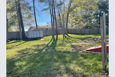 48 Briarwood Dr, New Bedford, MA 02745 - Photo 6