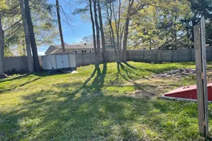 48 Briarwood Dr, New Bedford, MA 02745 - Photo 6