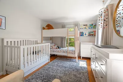 314 W 4th St #3, Boston, MA 02127 - Photo 8