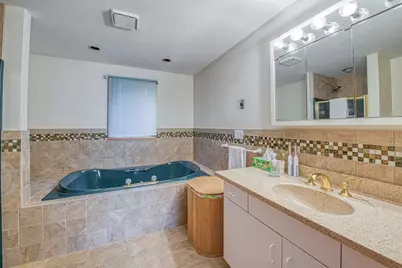 1044 Plymouth Street, East Bridgewater, MA 02333 - Photo 26