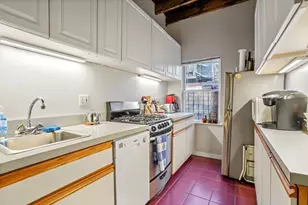 1 Goodwin Pl, Boston, MA 02114 - Photo 4
