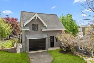 161 Green St, Melrose, MA 02176 - Photo 28