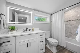 161 Green St, Melrose, MA 02176 - Photo 22