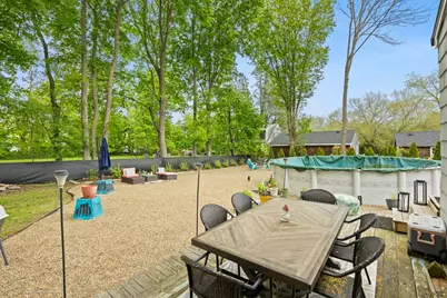 194 Grove Ave, Somerset, MA 02726 - Photo 4