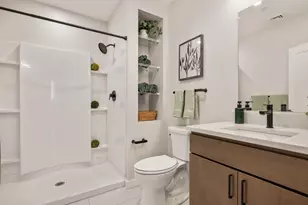 22 Elm St, Worcester, MA 01608 - Photo 14