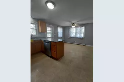 627-629 Westford St, Lowell, MA 01851 - Photo 10