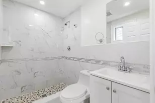 18 Baird St, Boston, MA 02124 - Photo 16